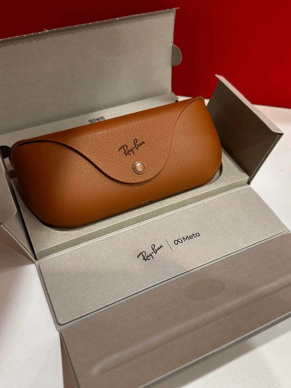 Ray-Ban Black Skylar Gen 2 brand new